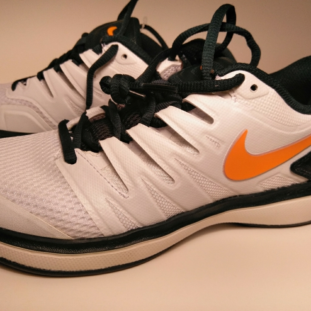 Nike Air Zoom Prestige HC Women Size 6